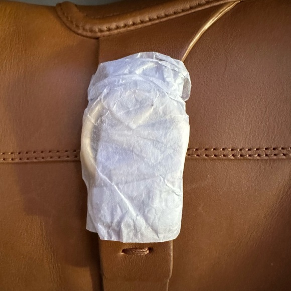 Michael Kors heeled knee high bootsh boots. NIB.box is in bad shape - Picture 7 of 7